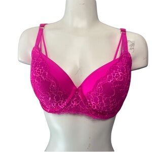 🍄3/$20 La SENZA Fuchsia Lace Bra